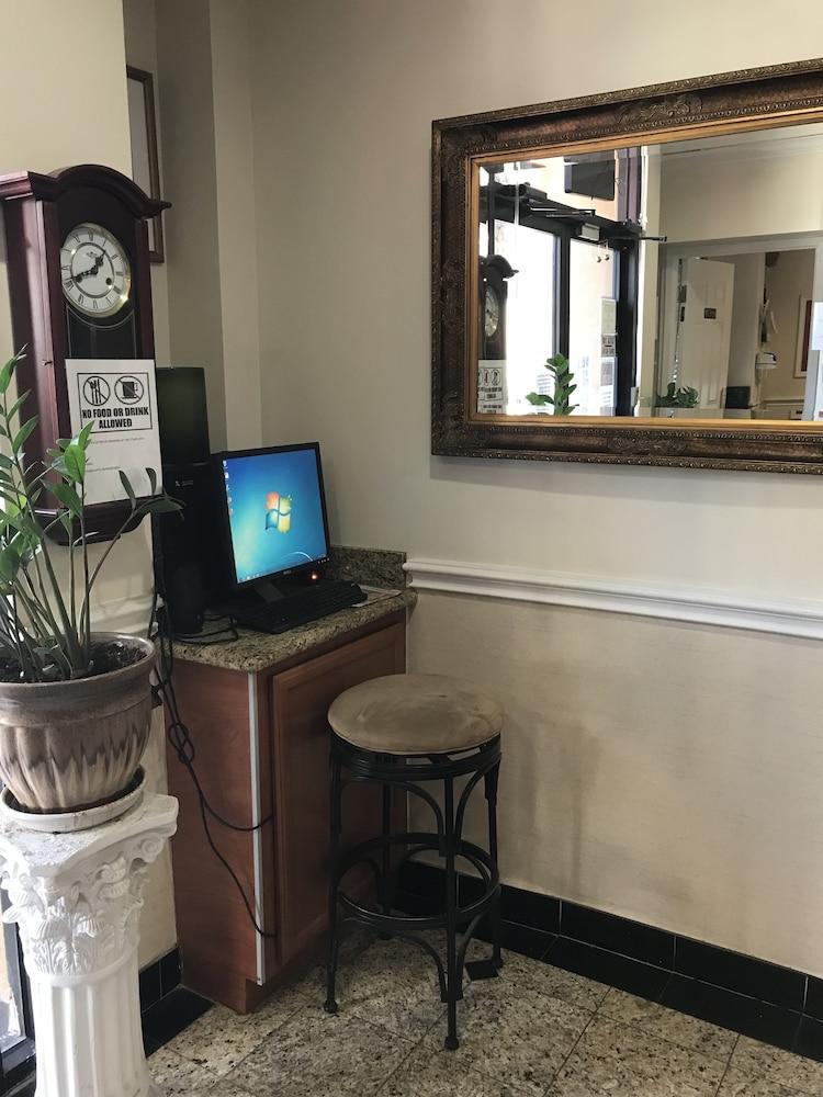 Athens Hotel & Suites Houston Buitenkant foto