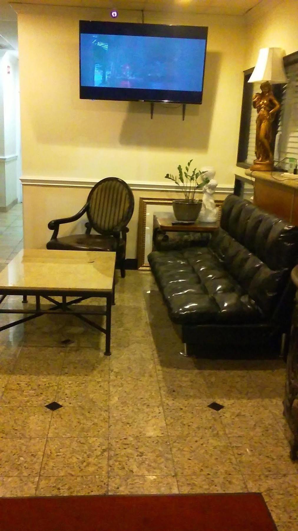 Athens Hotel & Suites Houston Buitenkant foto